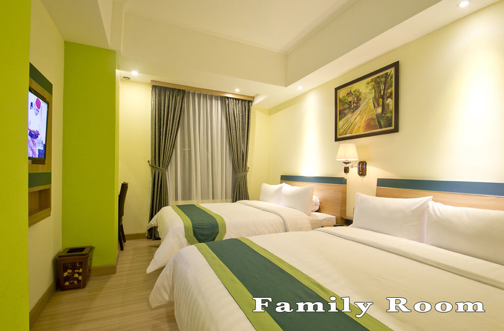 Green Batara Hotel Бандунг Экстерьер фото